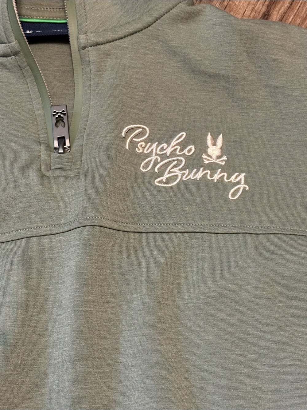 Psycho Bunny Desert 1/4 Mock Zip Pullover Kid’s Size 10/12 - Picture 2 of 5